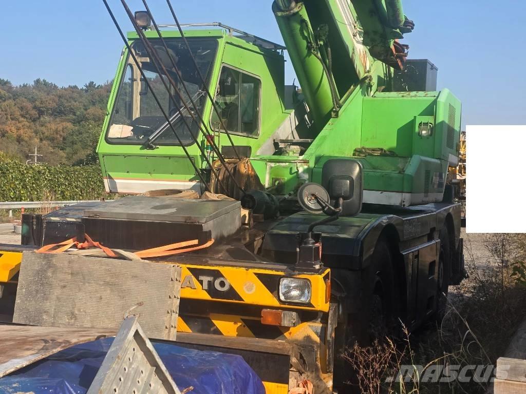 Kato SR 250 SP V Jeřáby pro těžký terén