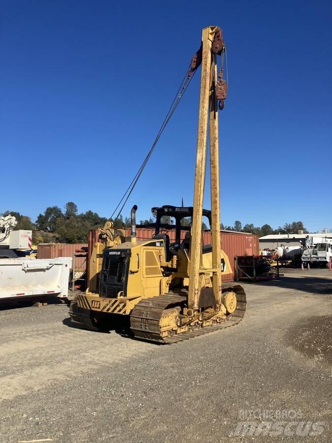 CAT D 6 K LGP Pokladače potrubí