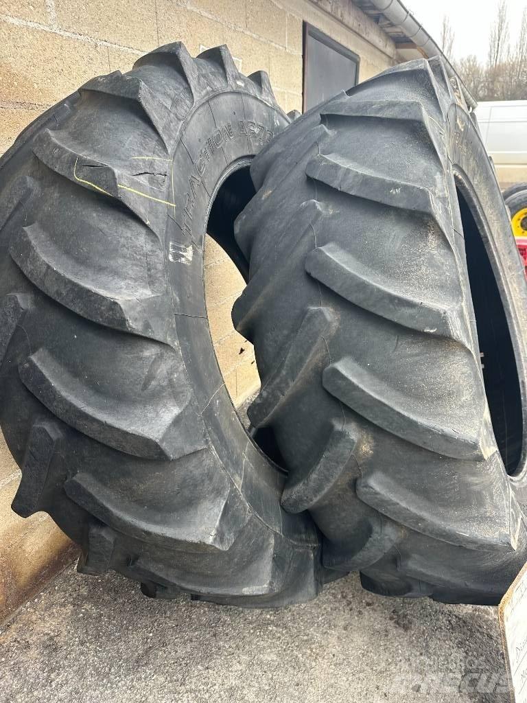 Barum 520/70R38 Pneumatiky, kola a ráfky