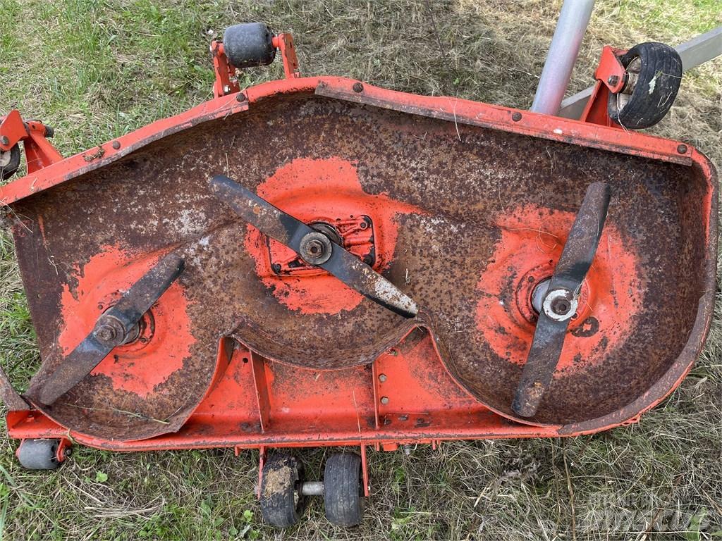 Kubota RCK 60-35 ST Sekačky namontované a tažené