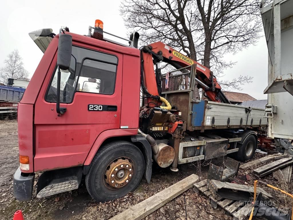 Volvo FL7 Autojeřáby, hydraulické ruky
