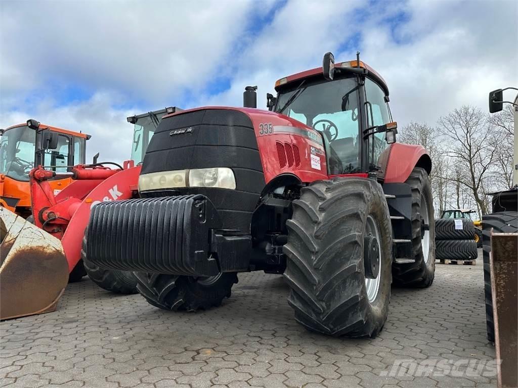 CASE Magnum 335 Traktory