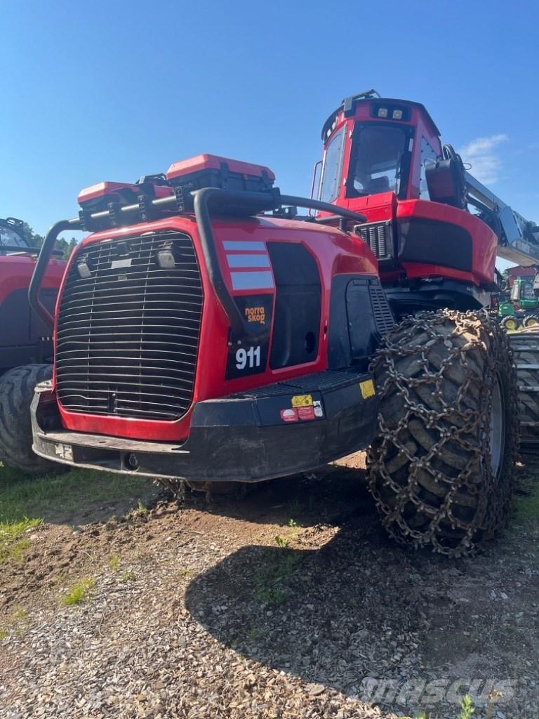 Komatsu 911CX-6 Harvestory