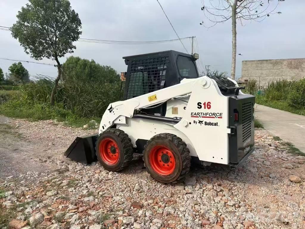 Bobcat S 16 Smykem řízené nakladače