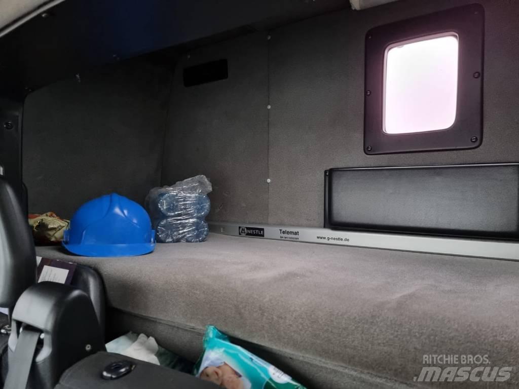 Iveco Daily 50 C 15 Valník s navijákem