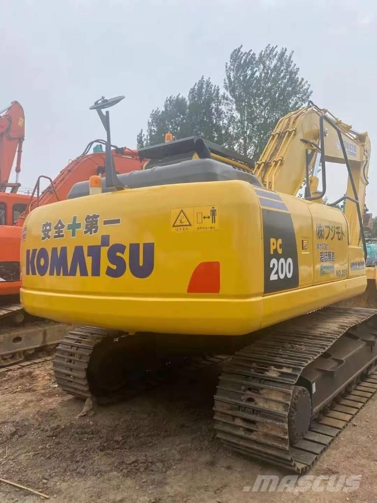 Komatsu pc200-8 Pásová rýpadla