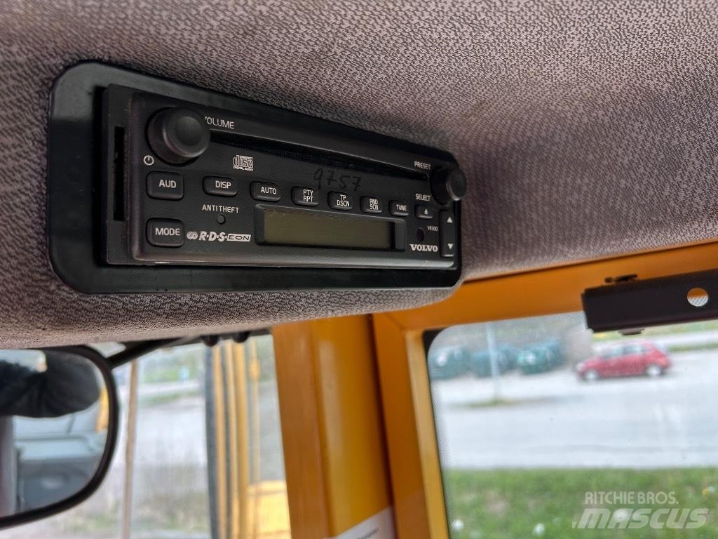 Volvo L 120 E Kolové nakladače
