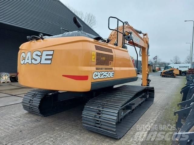 CASE CX250E Pásová rýpadla