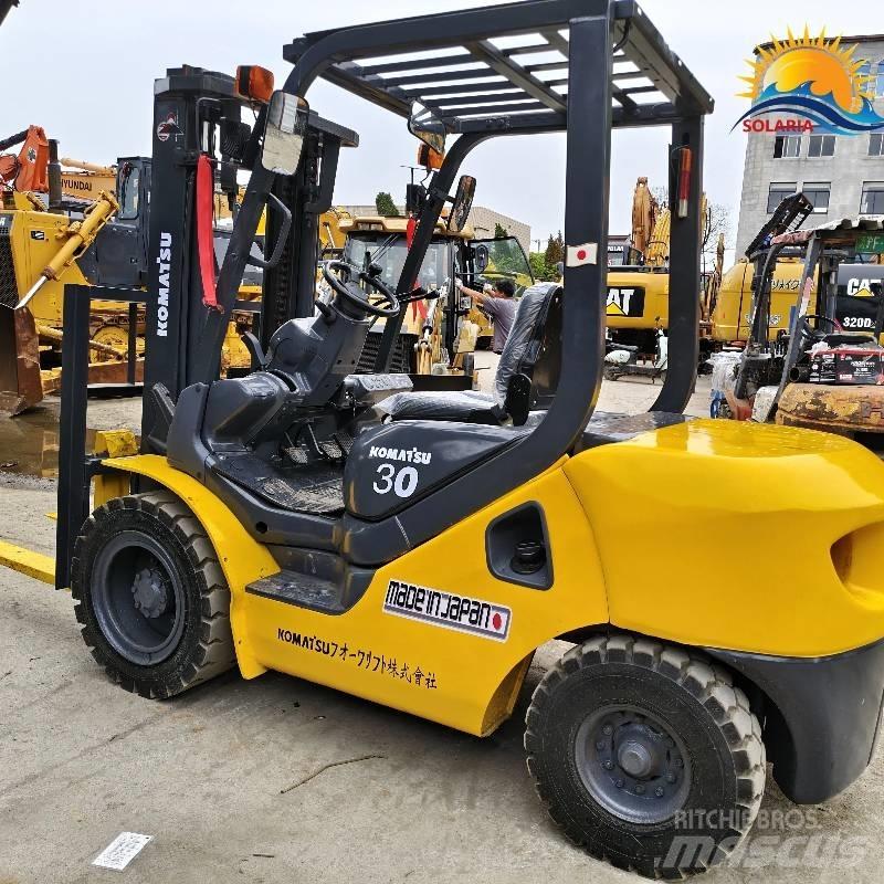 Komatsu 30 Dieselové vozíky