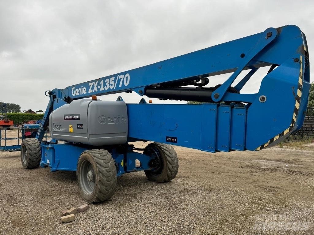 Genie ZX 135/70 Kloubové plošiny