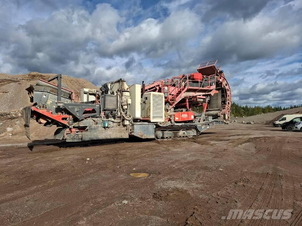 Sandvik UH550 E Mobilní drtiče