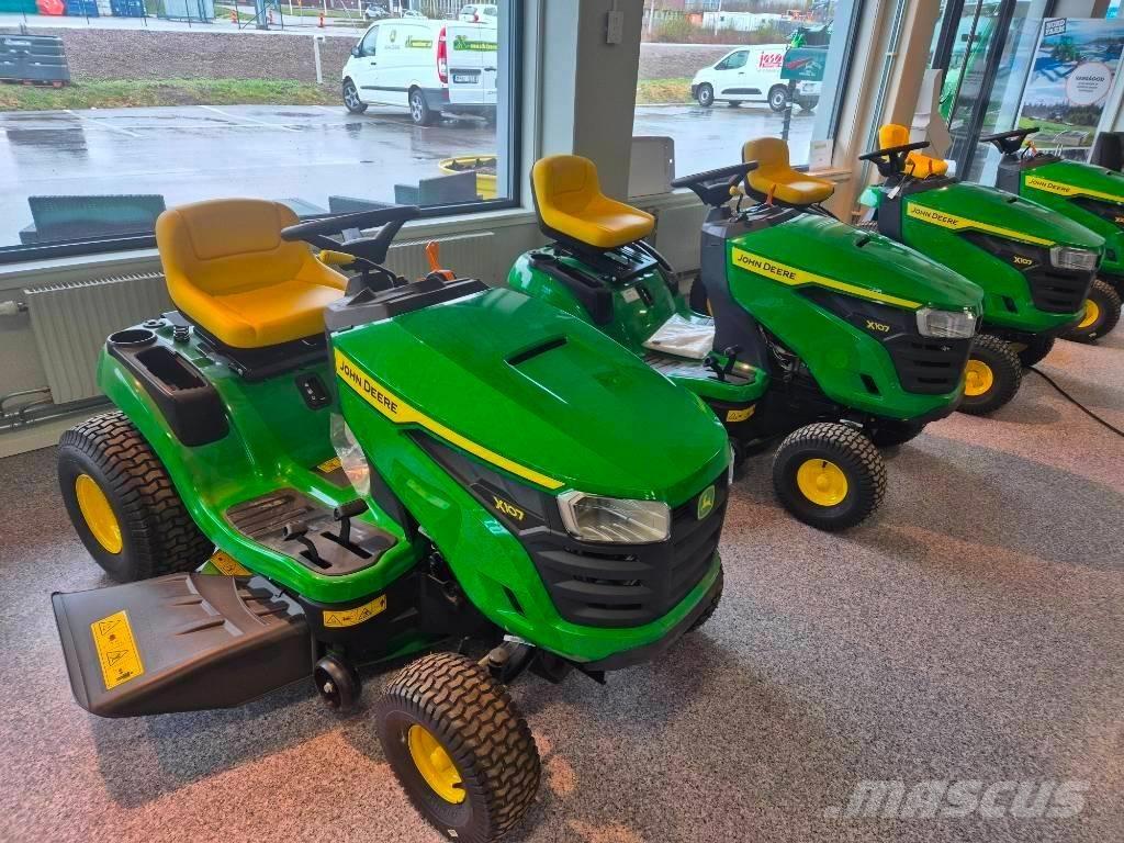 John Deere X 107 Samojízdné sekačky