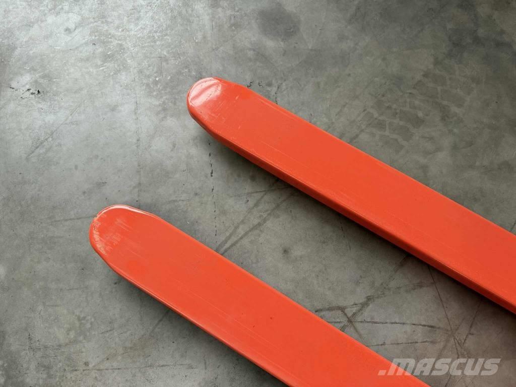 Toyota HHM 100 Ruční paletový vozík