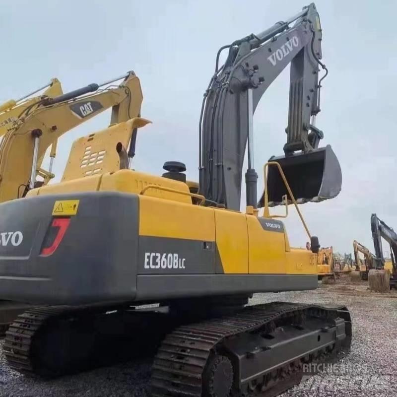 Volvo EC 360 Pásová rýpadla