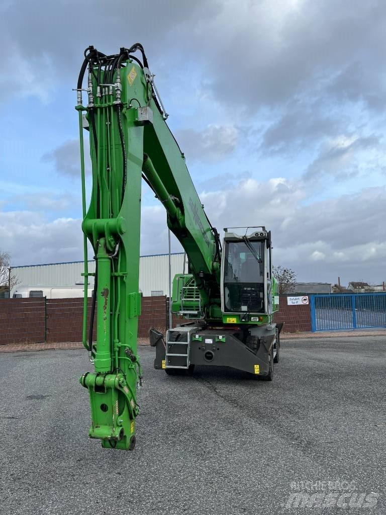 Sennebogen 821 Stroje pro manipulaci s odpadem