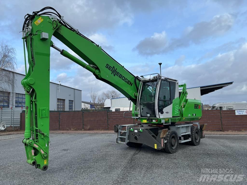 Sennebogen 821 Stroje pro manipulaci s odpadem