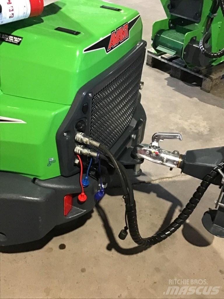 Avant 1200  Tippvagn Víceúčelové nakladače