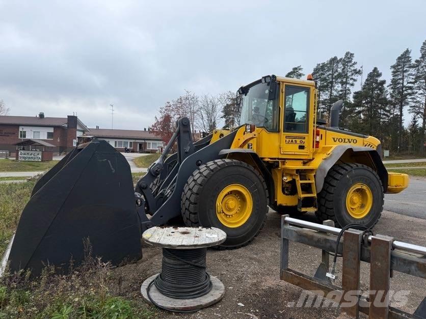 Volvo L110E Kolové nakladače