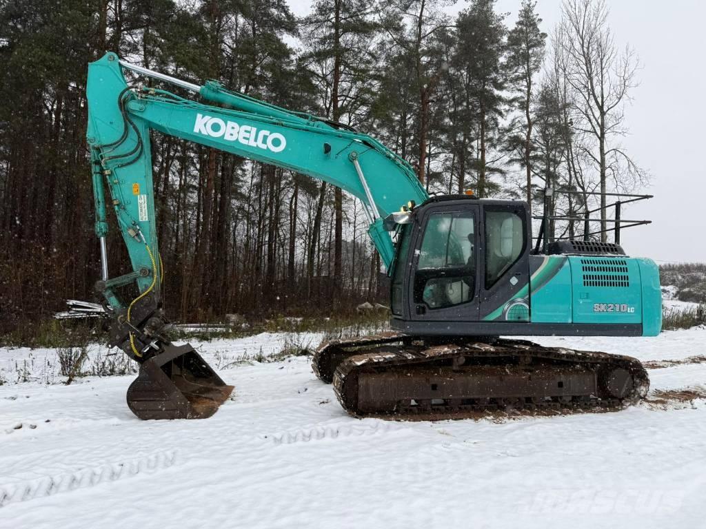 Kobelco SK 210 LC-10 Pásová rýpadla