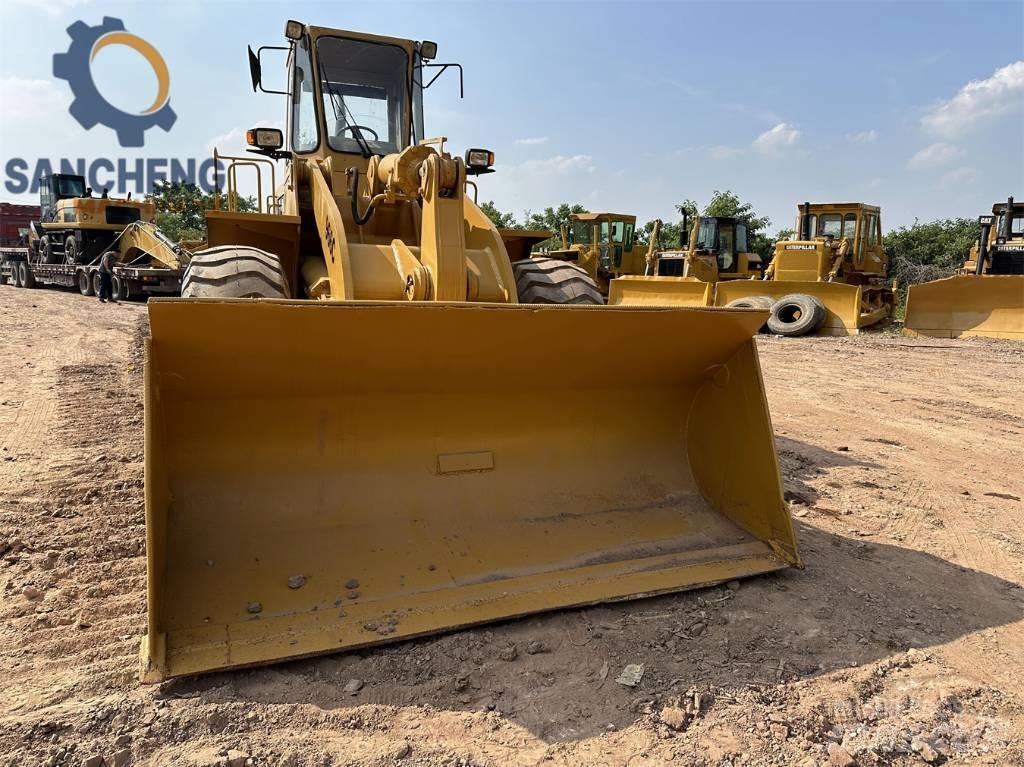 CAT 966 C Kolové nakladače