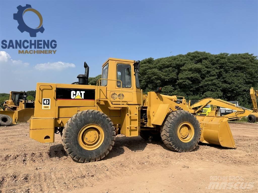 CAT 966 C Kolové nakladače