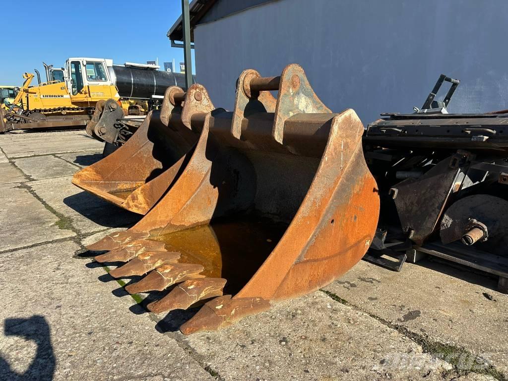 Hitachi ZX 170 W-5 B Hloubkové lopaty