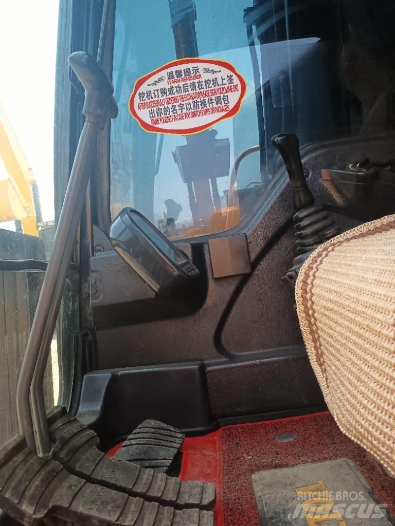 Volvo EC 240 Pásová rýpadla