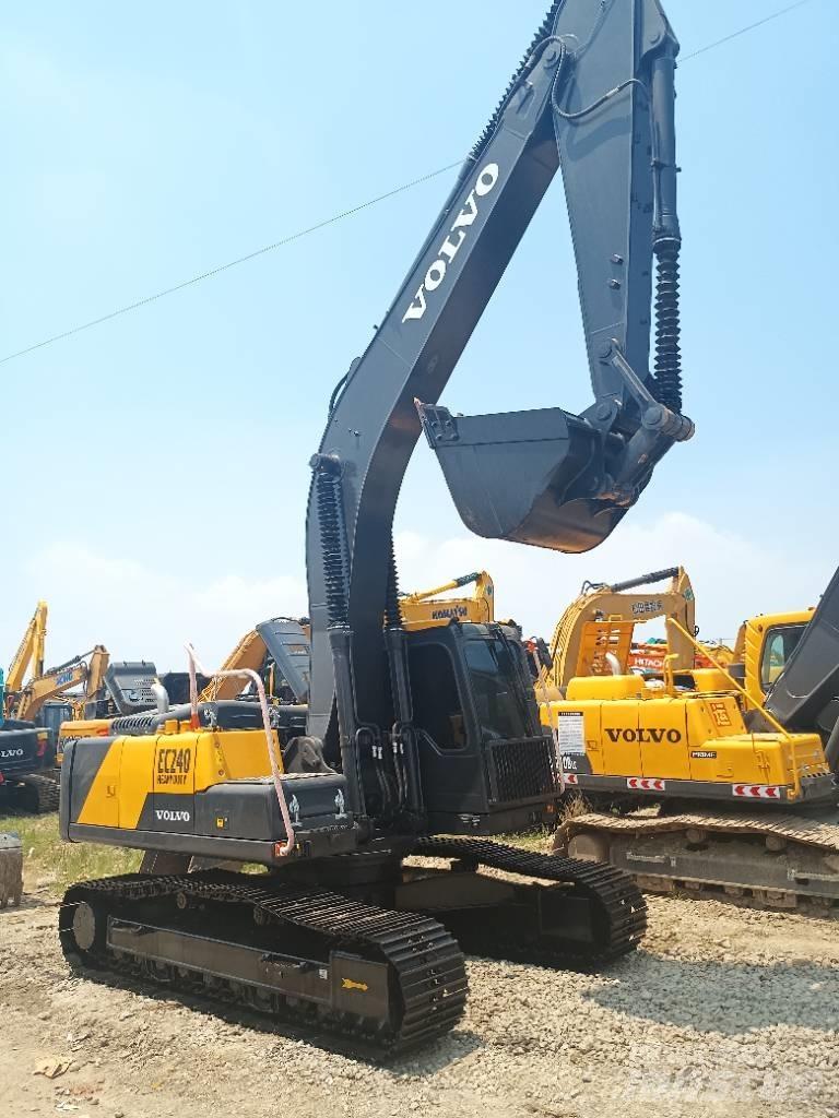 Volvo EC 240 Pásová rýpadla
