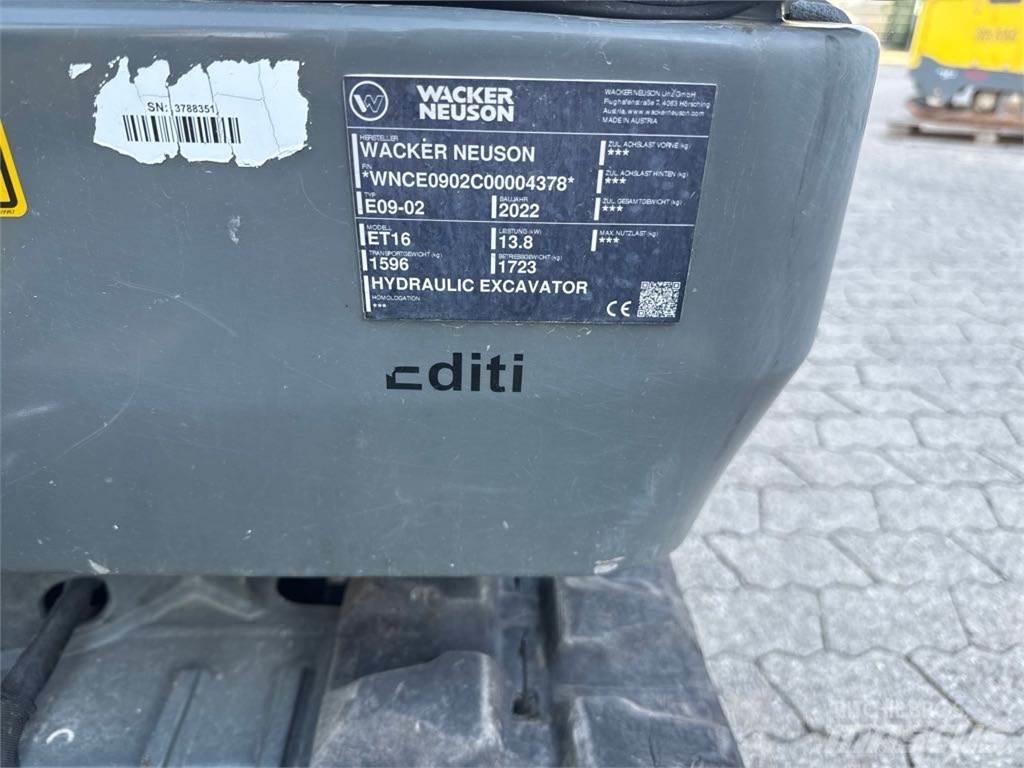 Wacker Neuson ET16 Pásová rýpadla