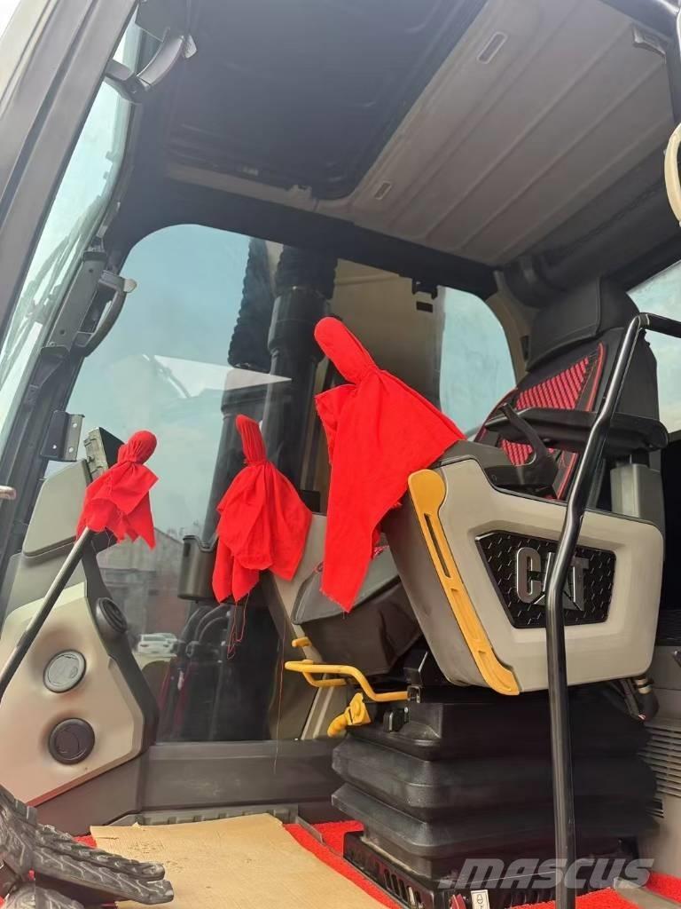 CAT 320 GC Pásová rýpadla