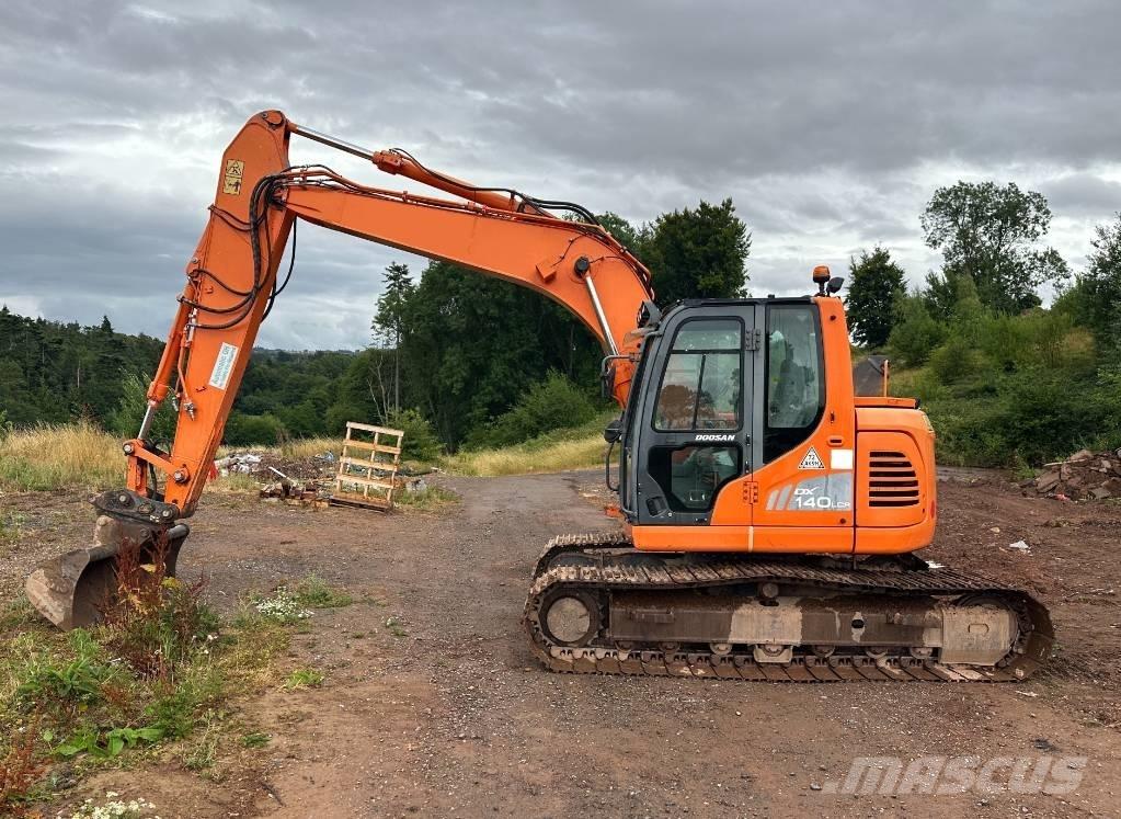 Doosan DX 140 LCR-3 Pásová rýpadla
