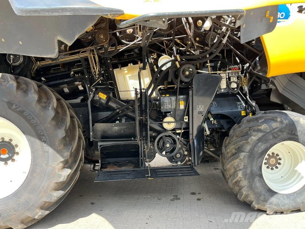 New Holland CR 8.80 Sklízecí mlátičky