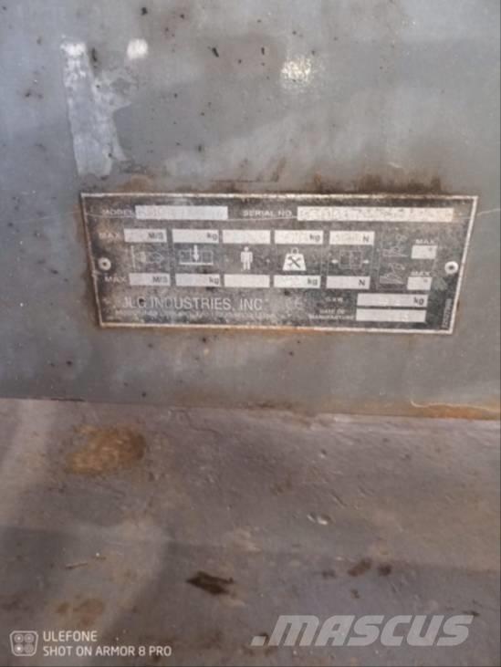 JLG 600 AJ Kloubové plošiny