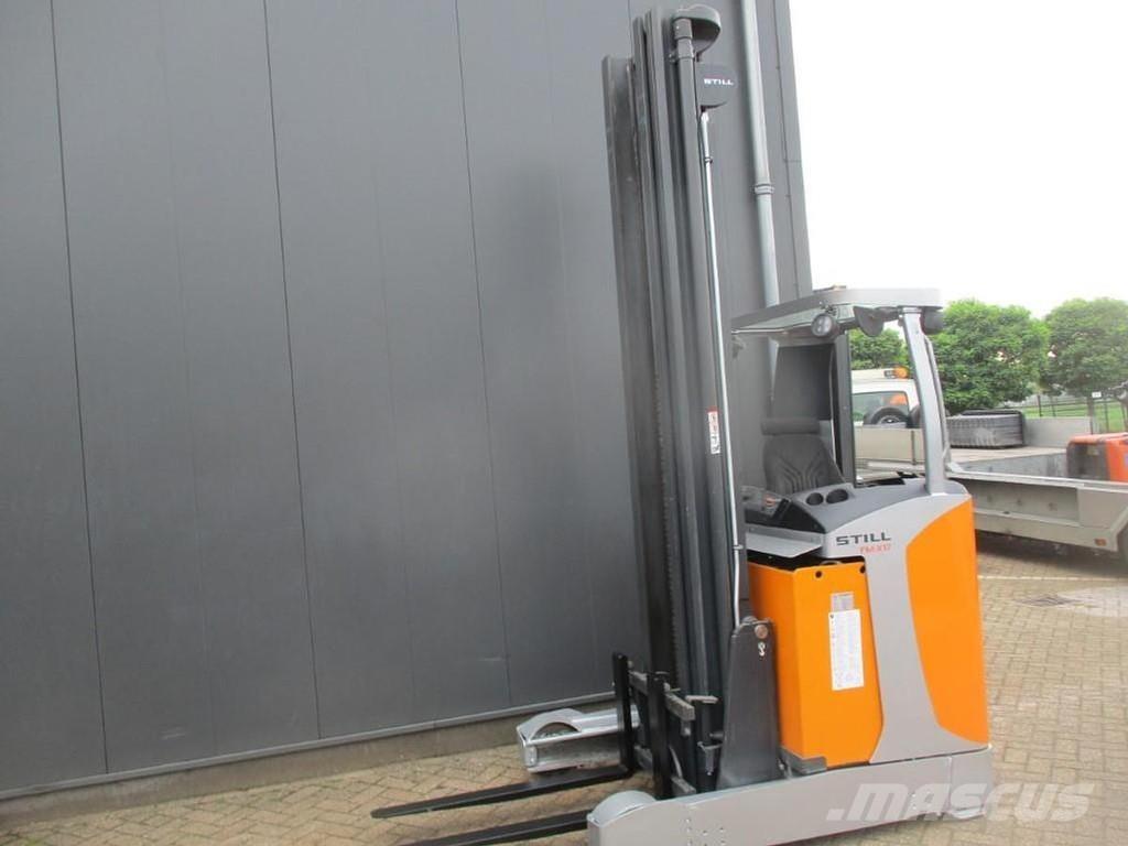 Still FM-X17 Retraky