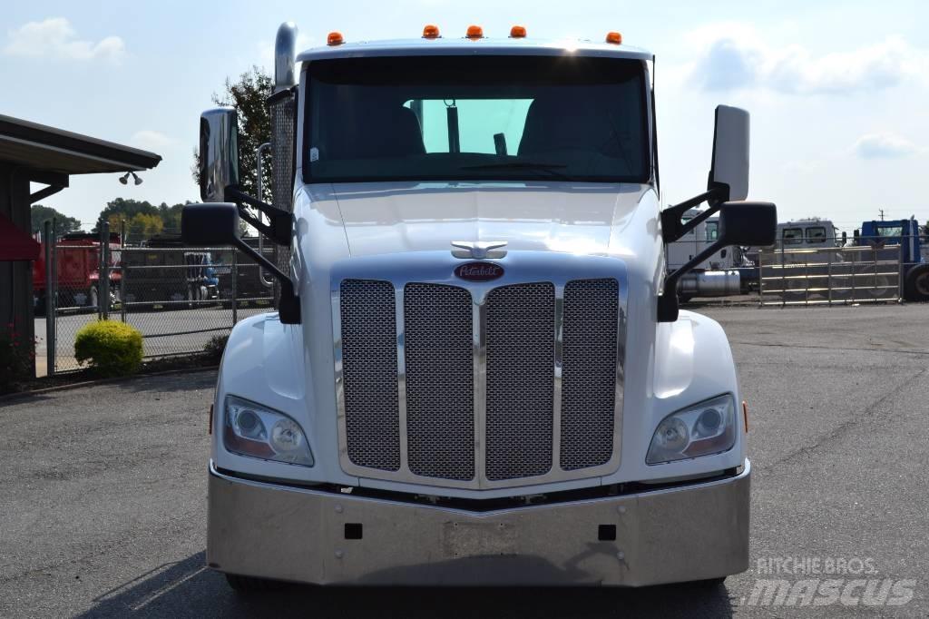 Peterbilt 579 Tahače