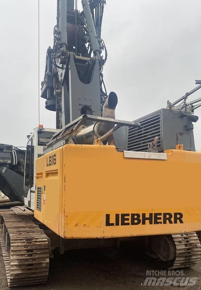 Liebherr LB 16 Pilířové jeřáby
