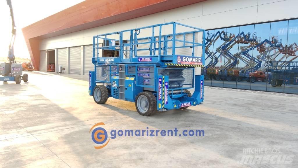 Genie GS 4390 Nůžková zvedací plošina