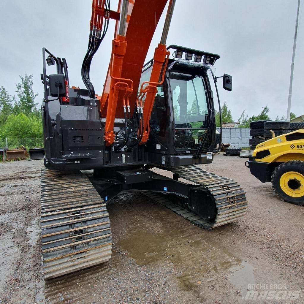 Hitachi ZX225USRLC-7 Pásová rýpadla