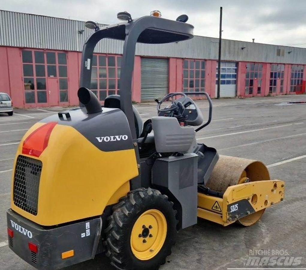 Volvo SD25 Další válce