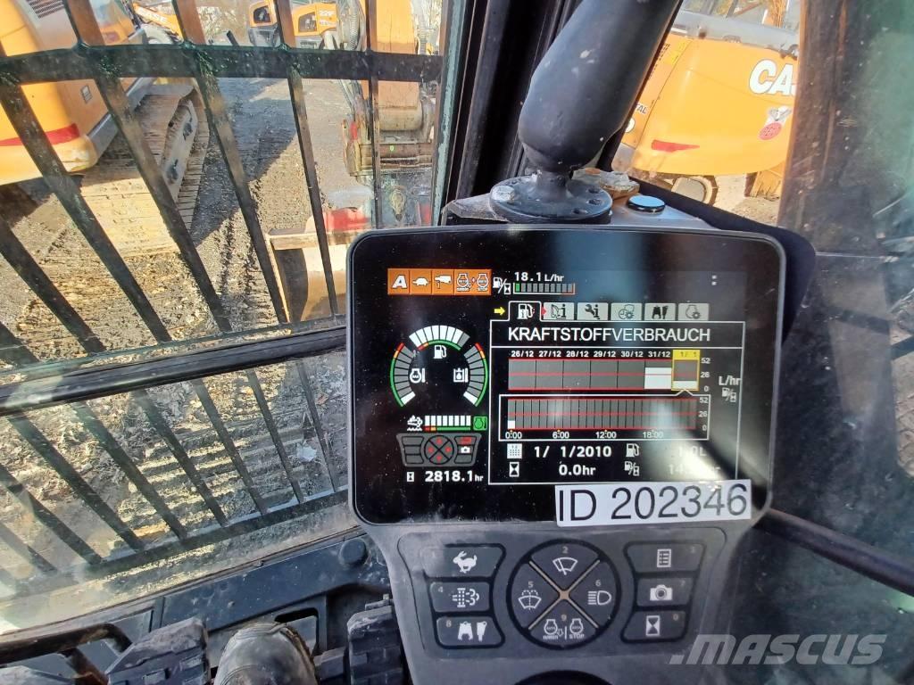 CASE CX 370 D Pásová rýpadla