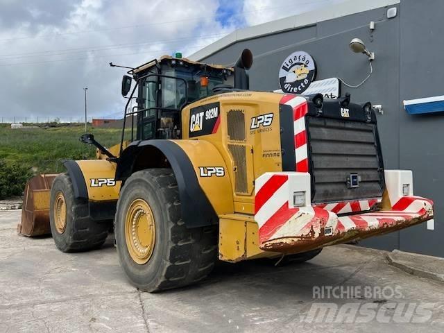 CAT 982 M Kolové nakladače