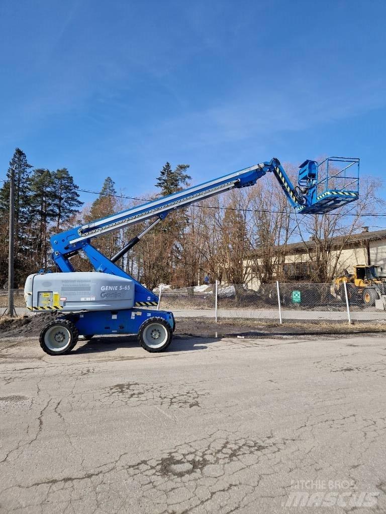 Genie S 65 Teleskopické plošiny