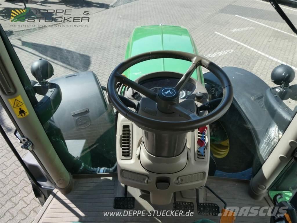 John Deere 6250R Traktory