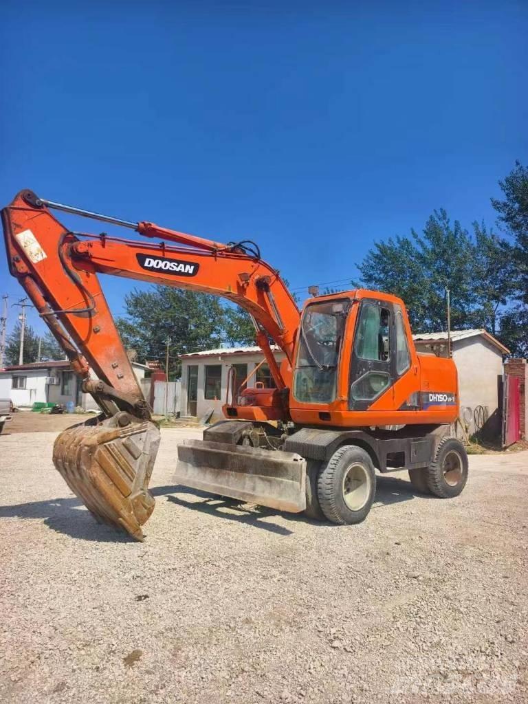 Doosan DH 150 W-7 Kolová rýpadla