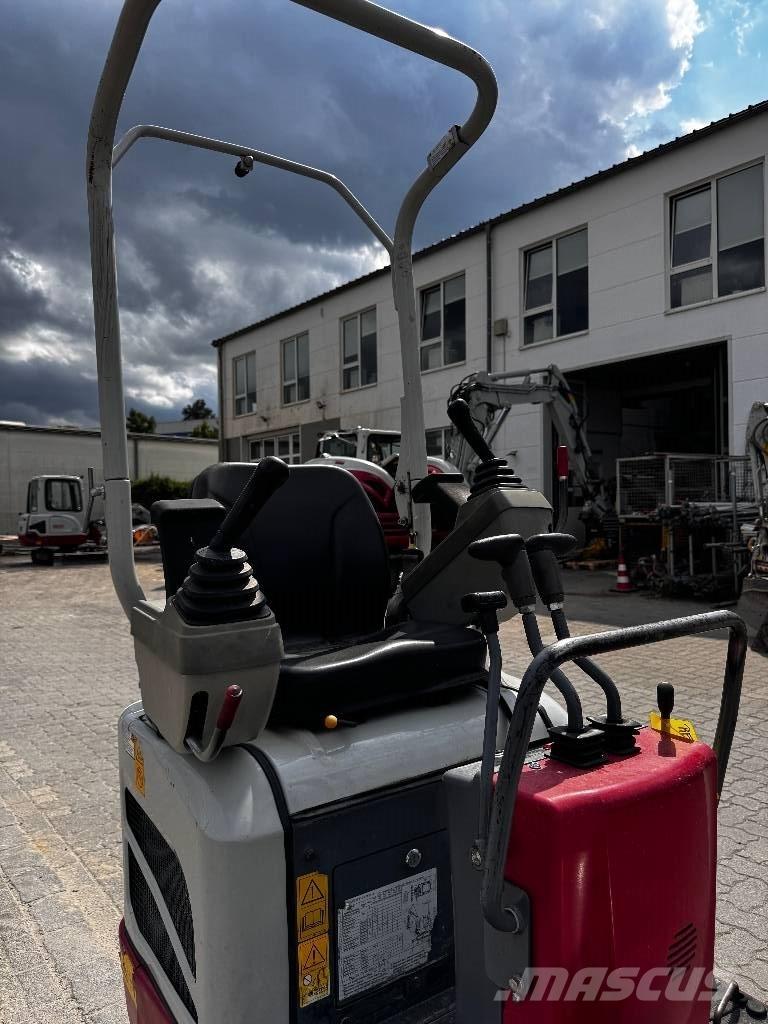 Takeuchi TB 210 R Mini rýpadla < 7t