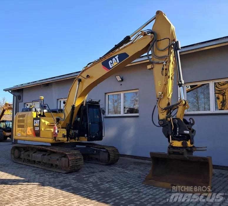 CAT 323 F L Pásová rýpadla