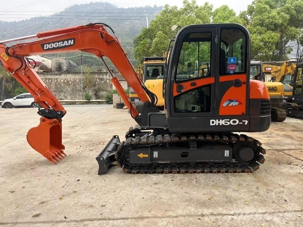 Doosan DH 60-7 Mini rýpadla < 7t