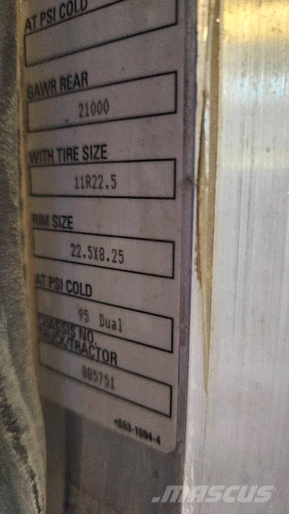 Peterbilt PB335 Cisternové vozy