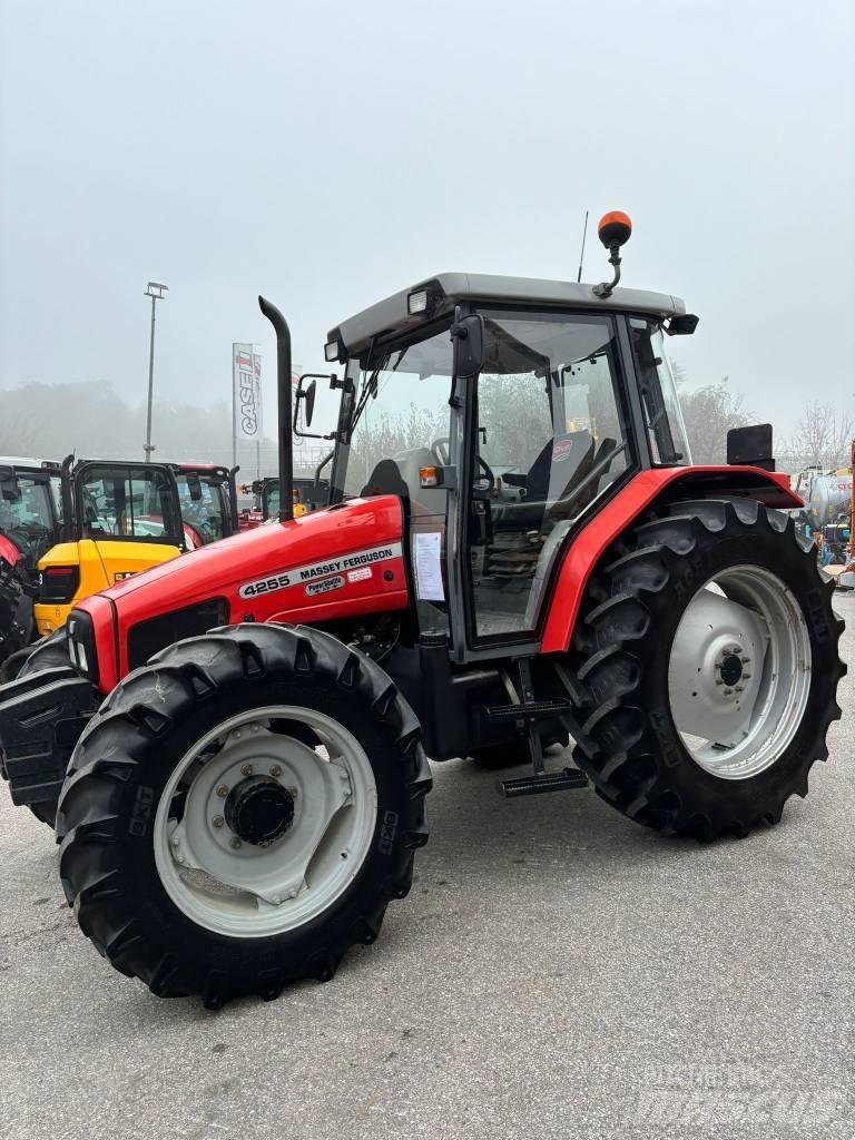 Massey Ferguson 4255 Traktory