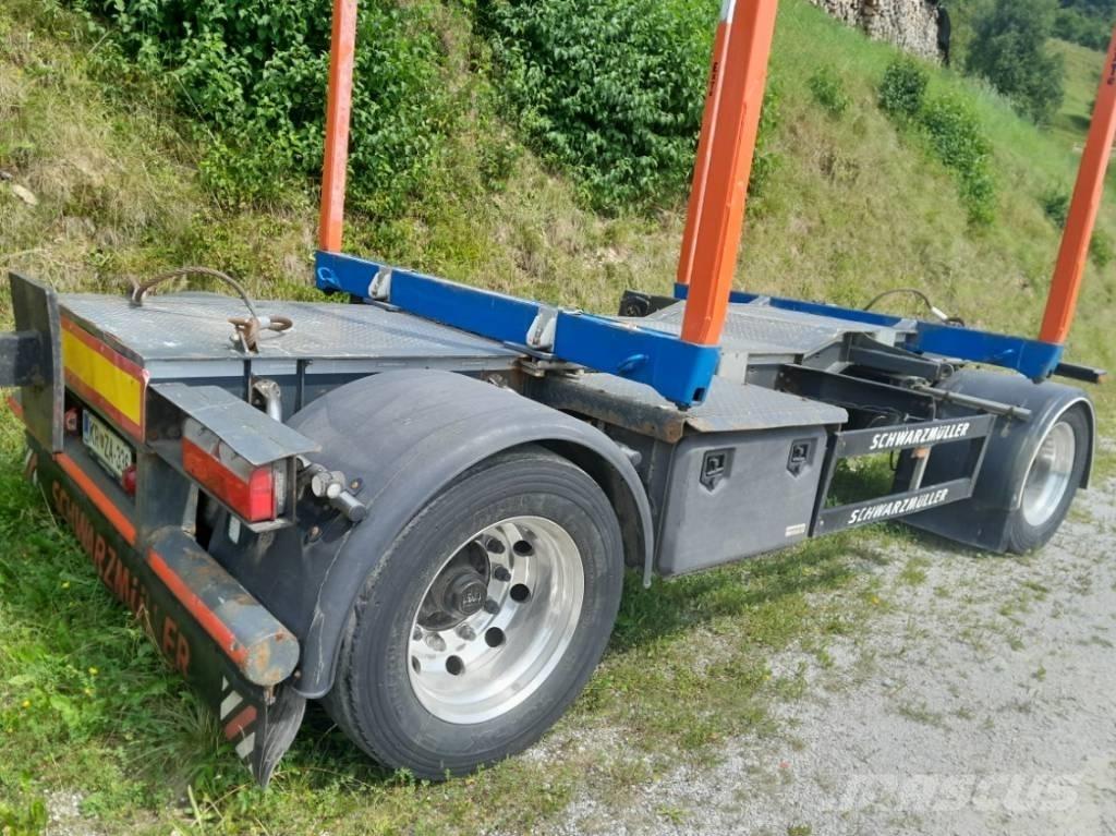 Schwarzmüller Timber Přívěsy na kmeny